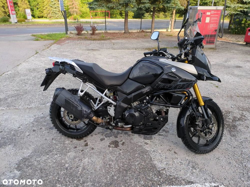 Suzuki V-STROM - 1
