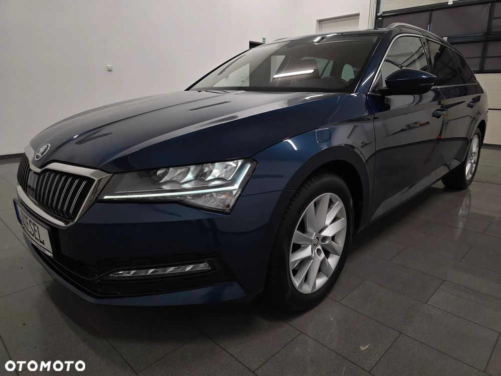 Skoda Superb 2.0 TDI SCR Style DSG - 2