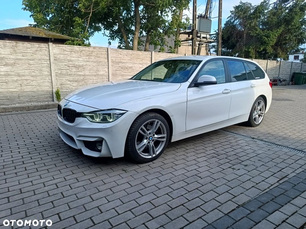 BMW Seria 3 325d M Sport - 2