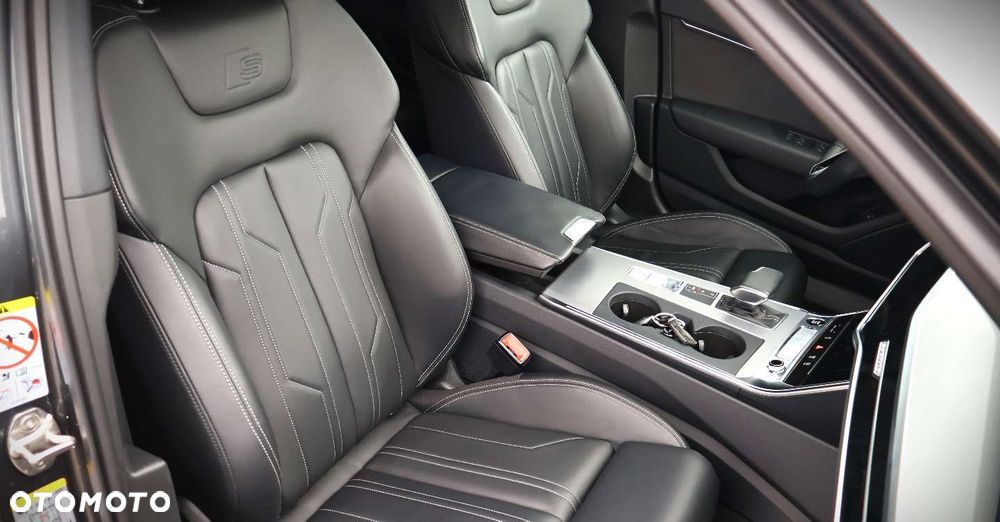Audi A6 Avant 55 TFSI quattro S tronic S line - 17