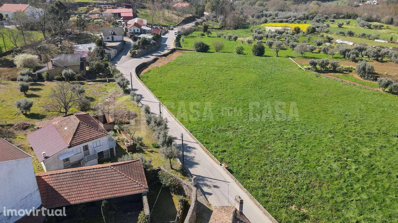 Moradia para Reconstrução em Mioma - Grande imagem: 2/9