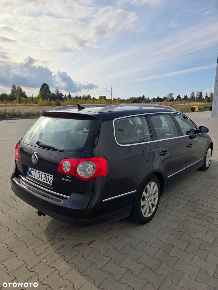 Volkswagen Passat - 8