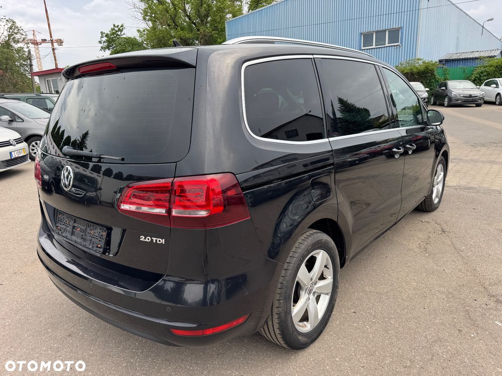 Volkswagen Sharan 2.0 TDI DSG (BlueMotion Technology) Highline - 4