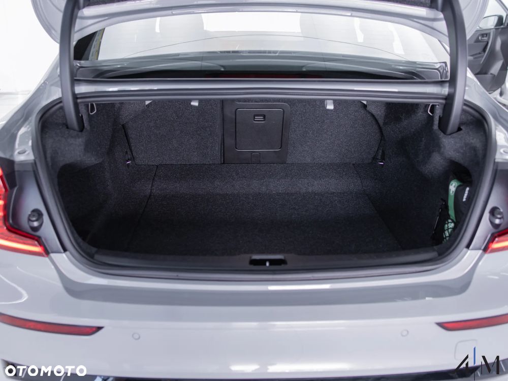 Volvo S60 B5 B AWD Ultimate Dark - 30