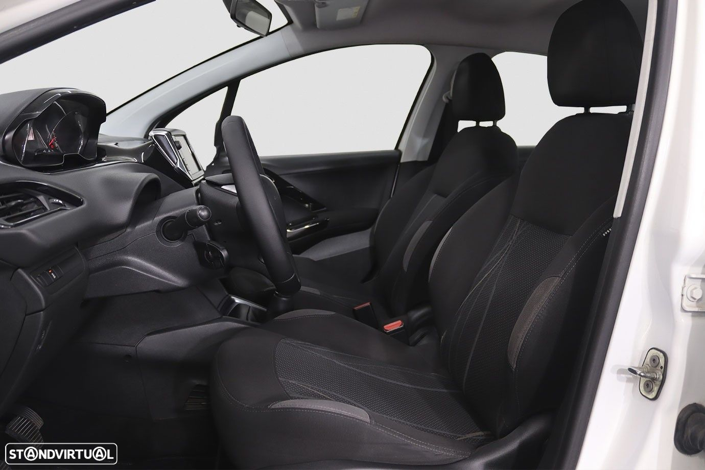 Peugeot 208 1.4 HDi Active - 10