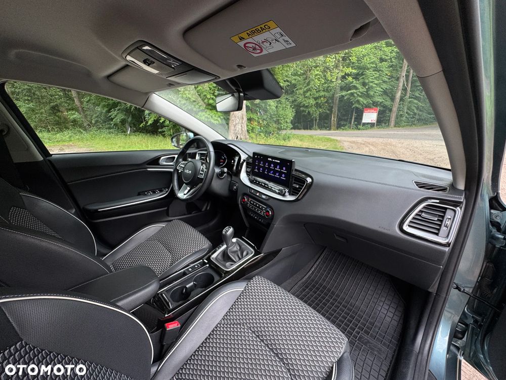 Kia Ceed 1.5 T-GDI L - 37