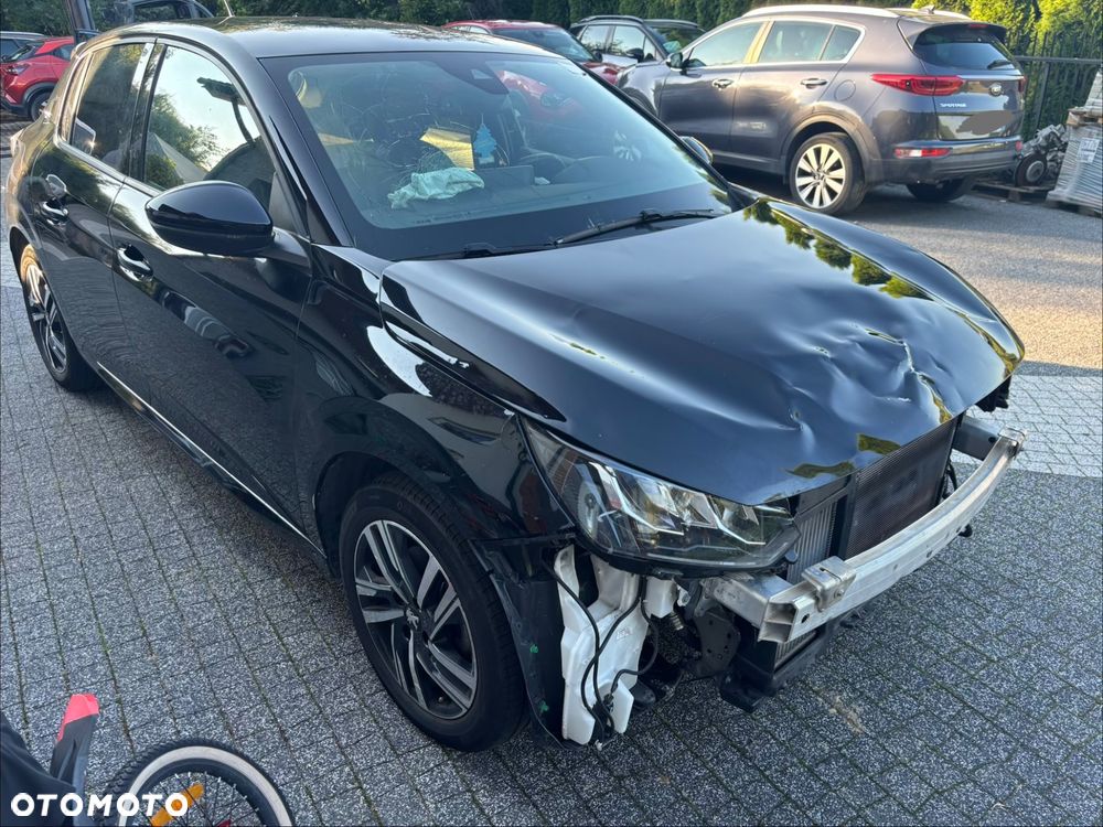 Peugeot 208 - 9