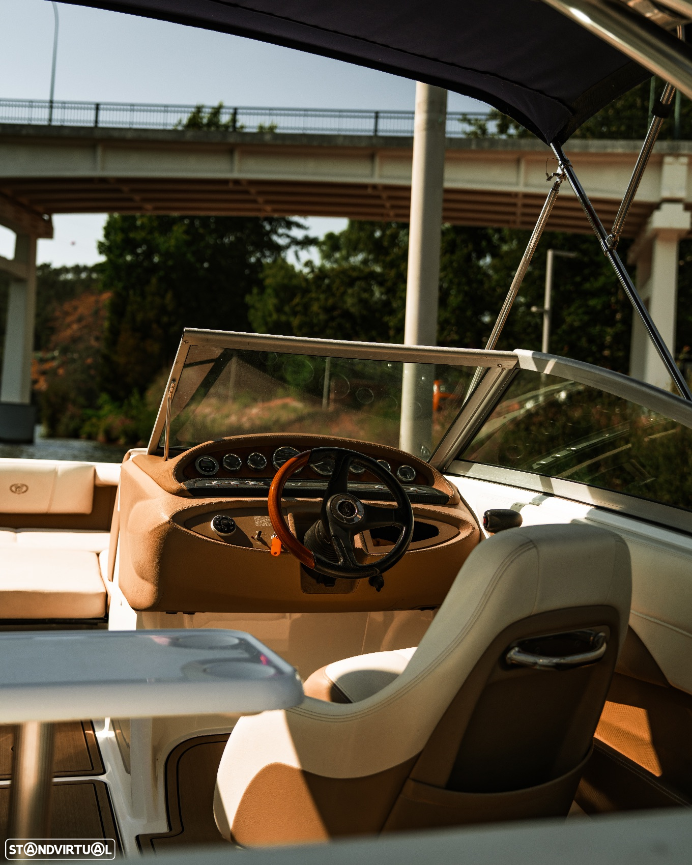 Cobalt Marine 218 - 9