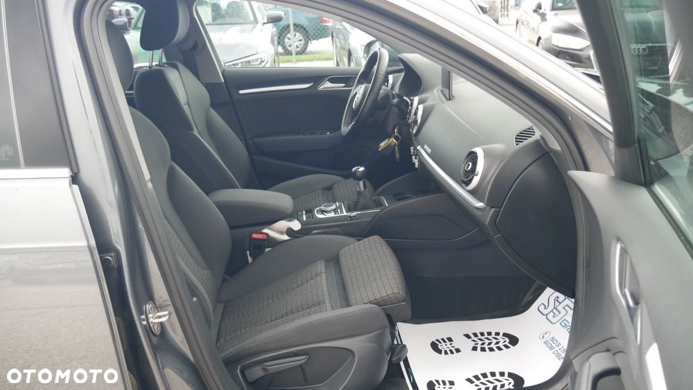Audi A3 Sportback - 14