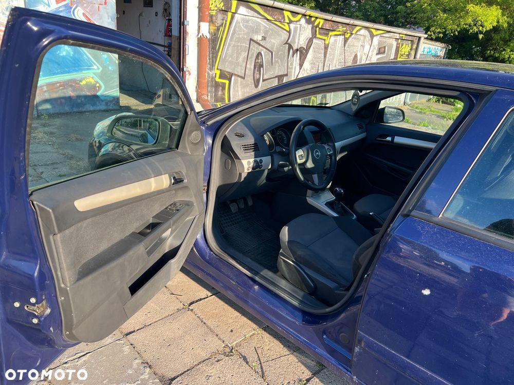 Opel Astra 1.4 - 9