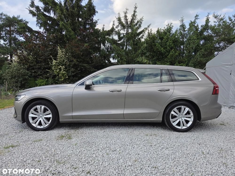 Volvo V60 D3 Momentum Pro - 5