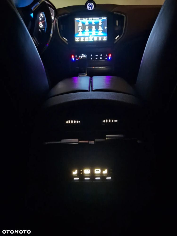 Maserati Ghibli S Q4 GranSport - 21