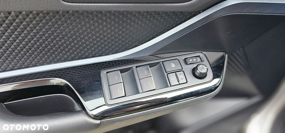 Toyota C-HR 2.0 Lounge - 9