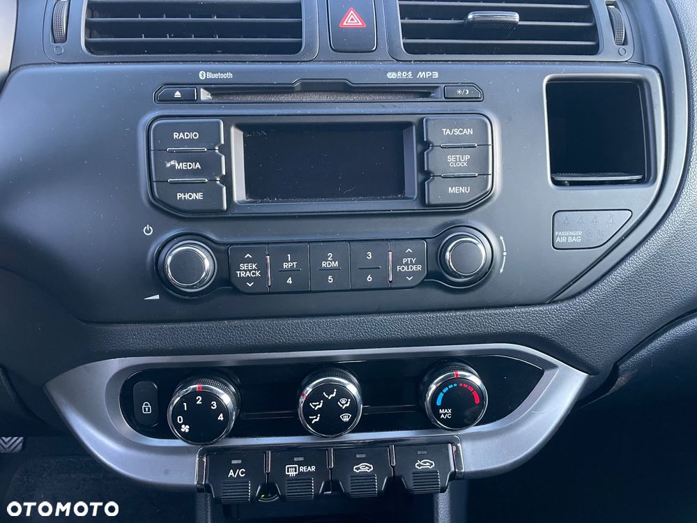 Kia Rio 1.2 M (klm) - 16