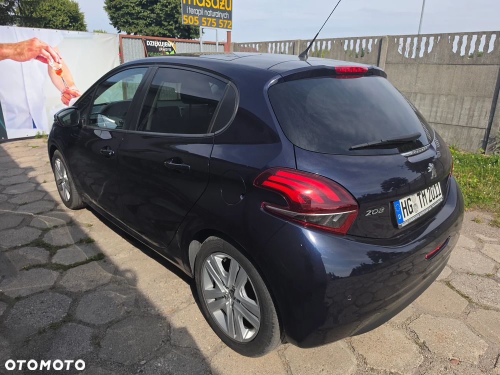 Peugeot 208 82 PureTech Style - 5