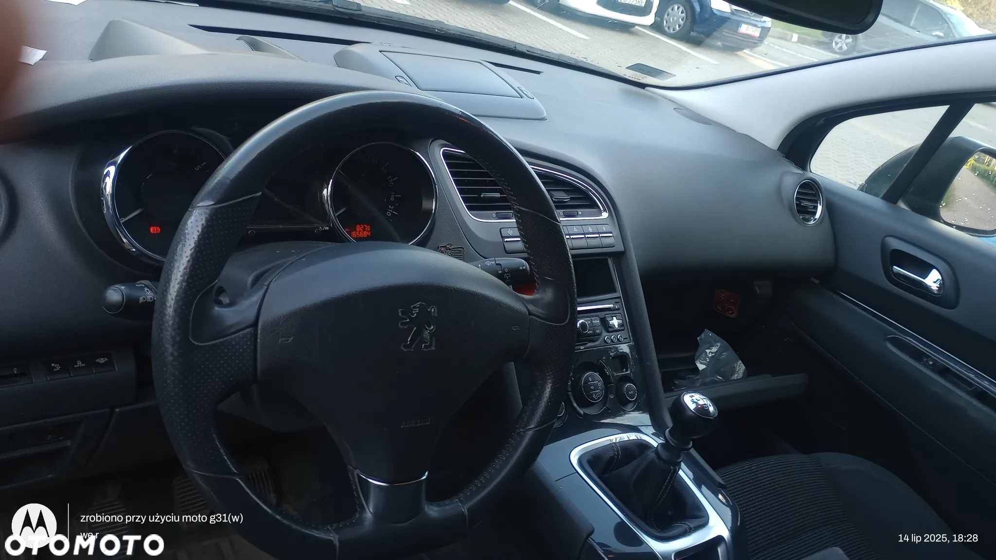 Peugeot 5008 1.6 THP Family 7os - 4