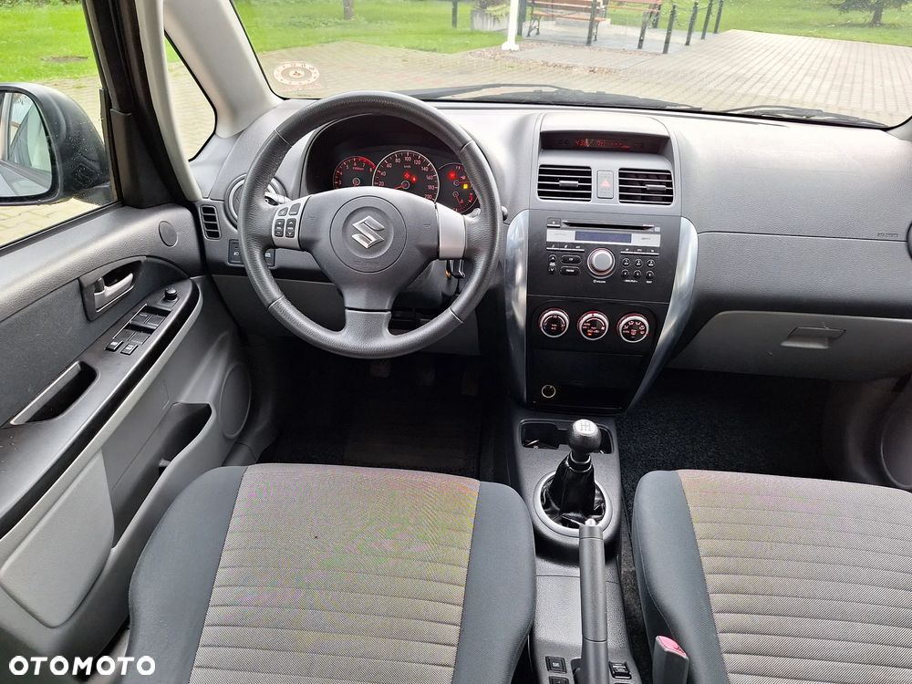Suzuki SX4 1.6 GS / Premium 4WD - 3