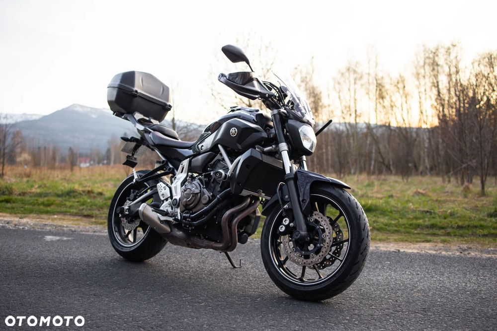 Yamaha MT - 9