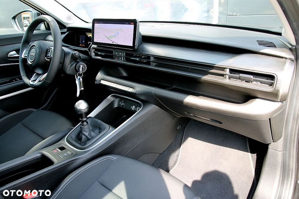 Jeep Avenger 1.2 GSE T3 Altitude FWD - 23