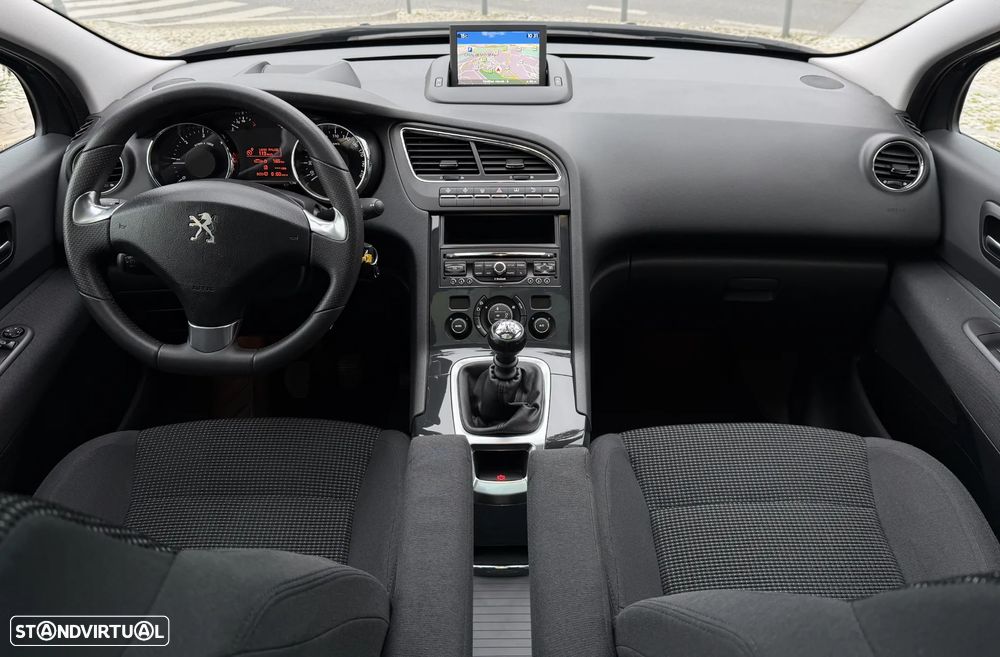 Peugeot 5008 1.6 BlueHDi Allure J17 - 28