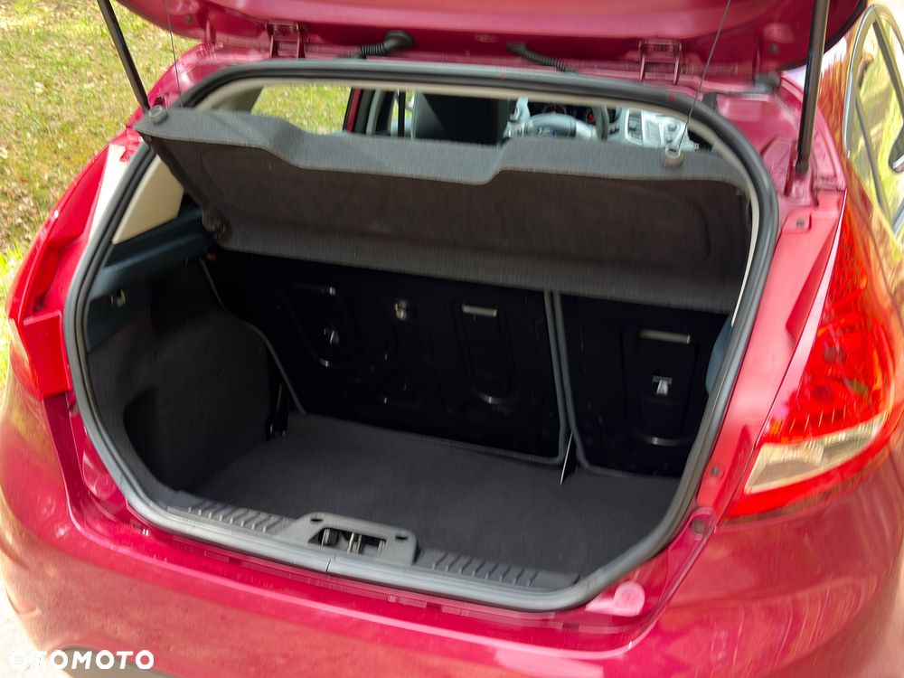 Ford Fiesta 1.25 SYNC Edition - 29