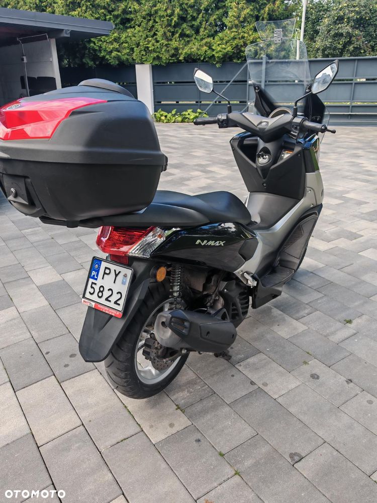 Yamaha NMAX - 4