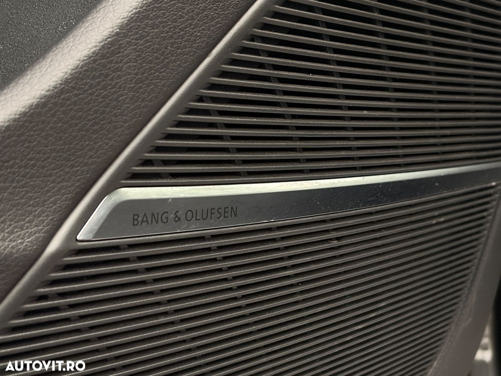 Audi Q8 55 TFSI quattro Tiptronic MHEV - 18