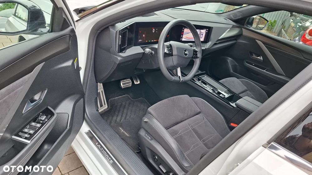 Opel Astra 1.2 Turbo Automatik GS - 7