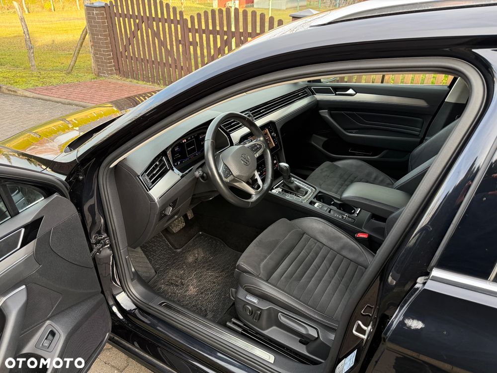 Volkswagen Passat 2.0 TDI 4Mot Elegance DSG - 12