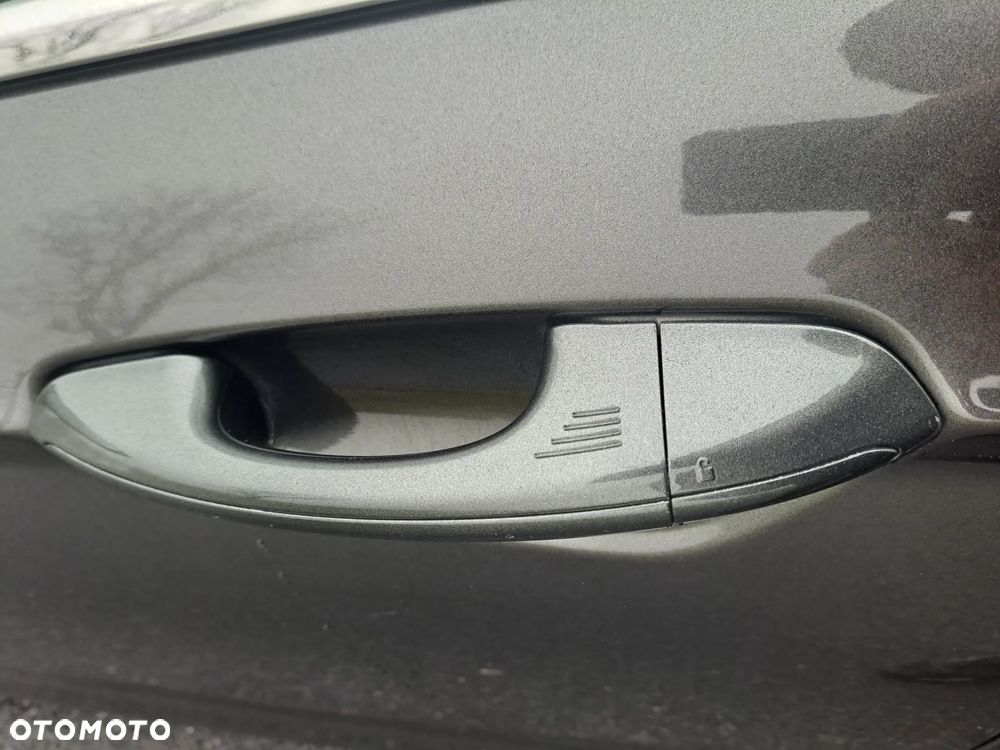 Ford Mondeo 2.0 TDCi Titanium - 13