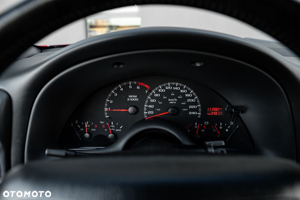 Chevrolet Camaro - 22