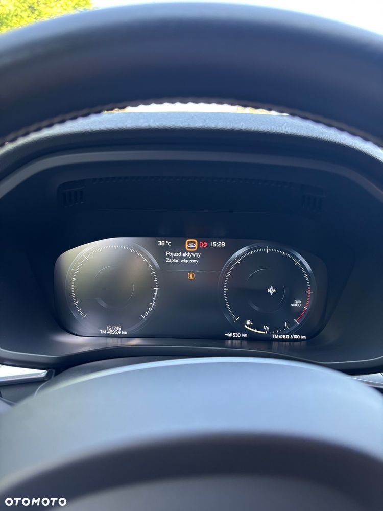 Volvo XC 60 D4 Momentum - 12