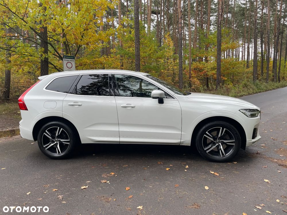 Volvo XC 60 D4 AWD R-Design - 4