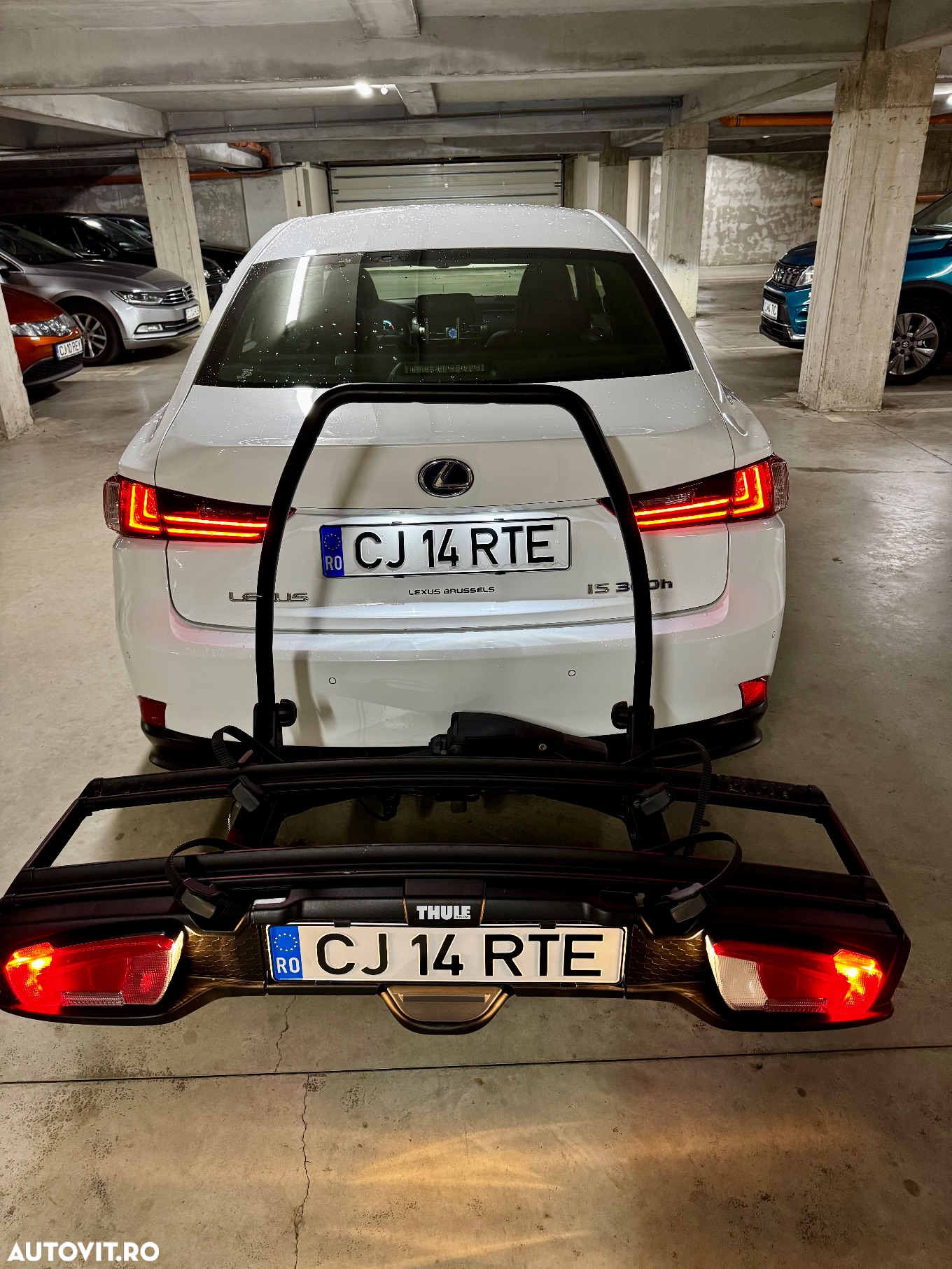 Lexus Seria IS 300h Aut. F Sport - 23