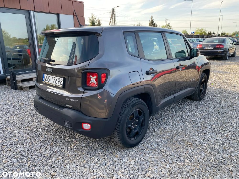Jeep Renegade 1.6 E-TorQ Longitude FWD - 8