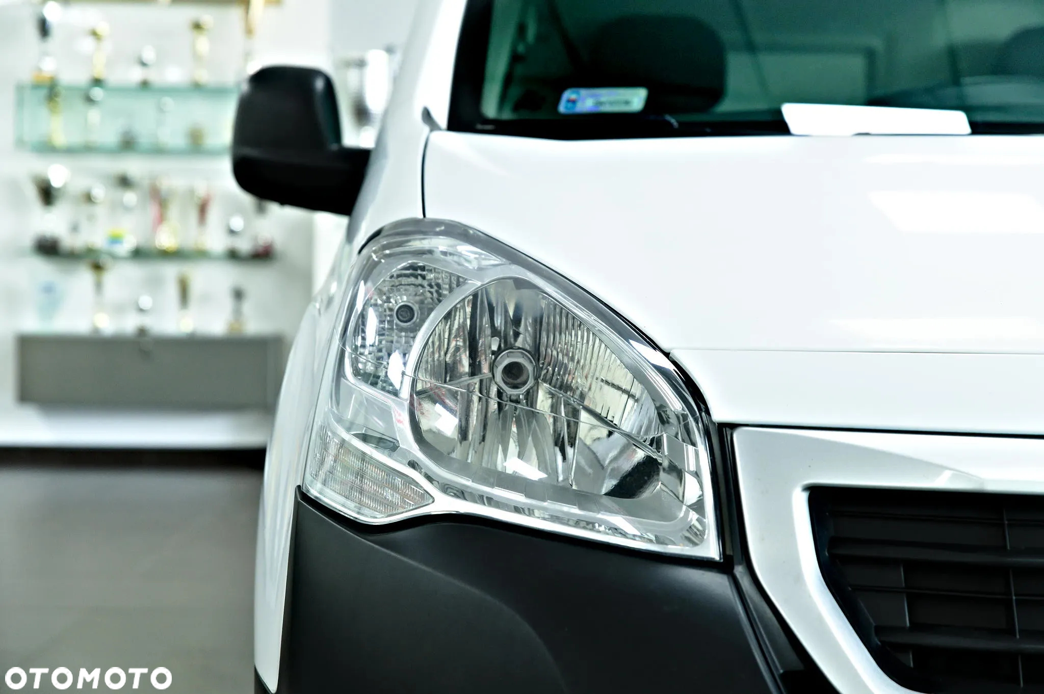 Peugeot Partner - 11