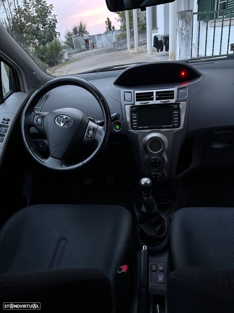 Toyota Yaris - 9