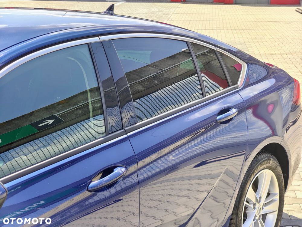 Opel Insignia 1.5 T Enjoy S&S - 19