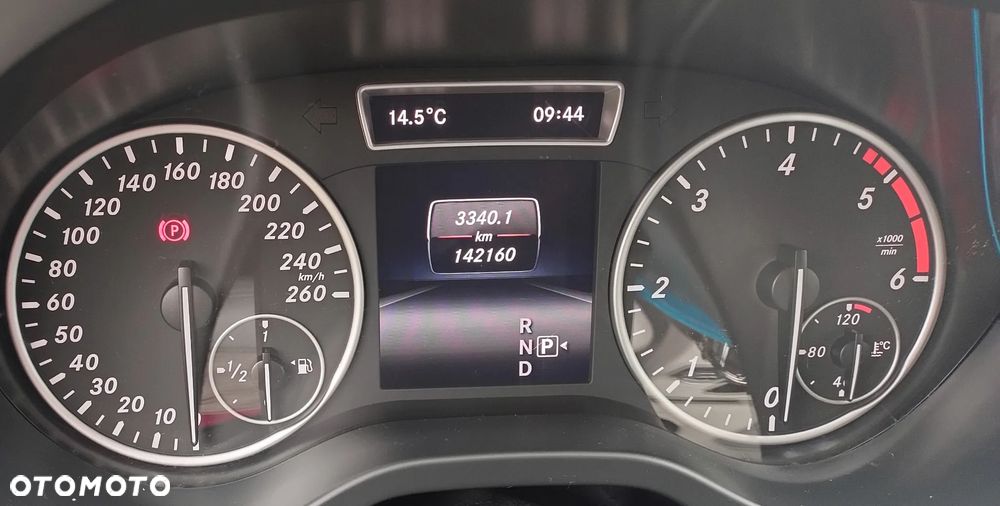 Mercedes-Benz GLA 200 d 4Matic 7G-DCT Style - 15