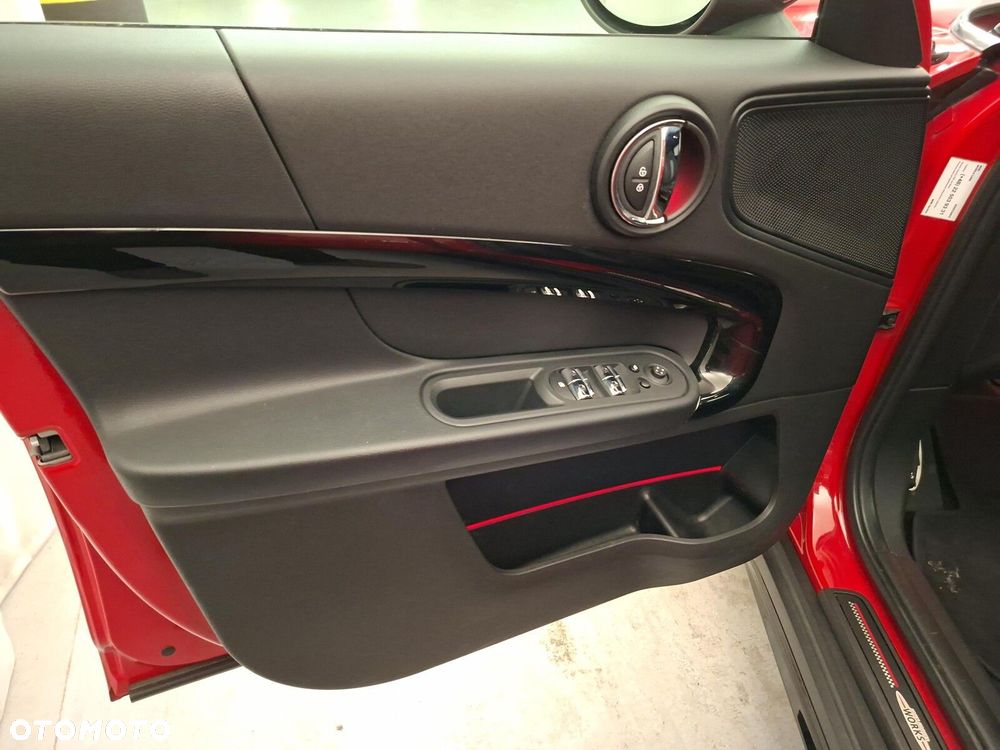 MINI John Cooper Works - 11