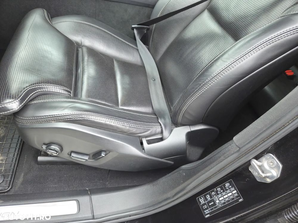 Volvo XC 60 D4 AWD Geartronic RDesign - 13