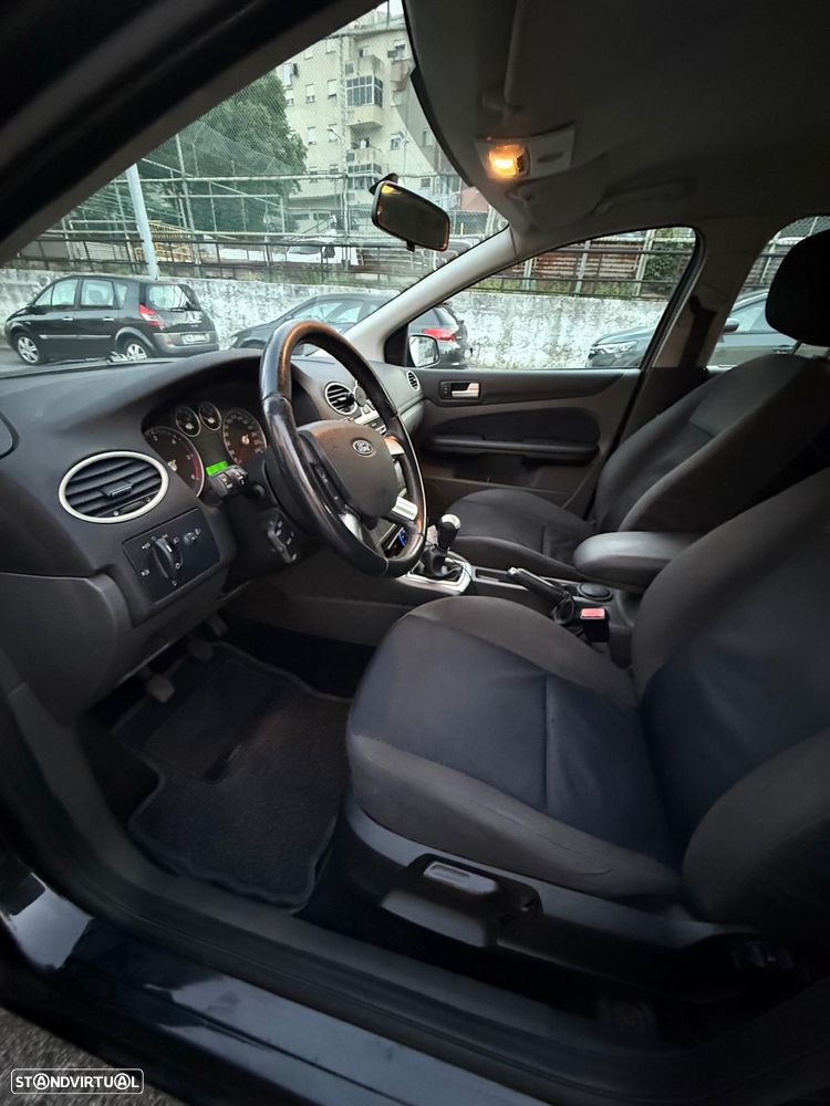 Ford Focus 1.6 TDCi Connection - 12