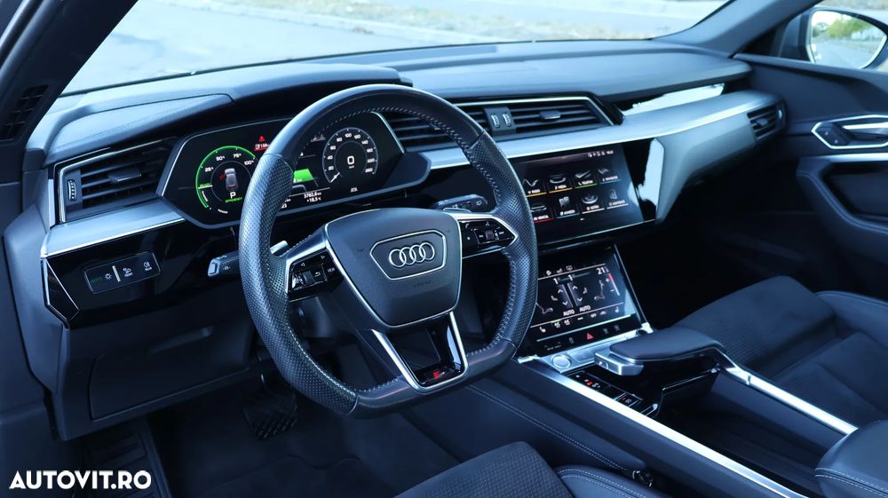Audi e-tron 55 quattro S line - 5
