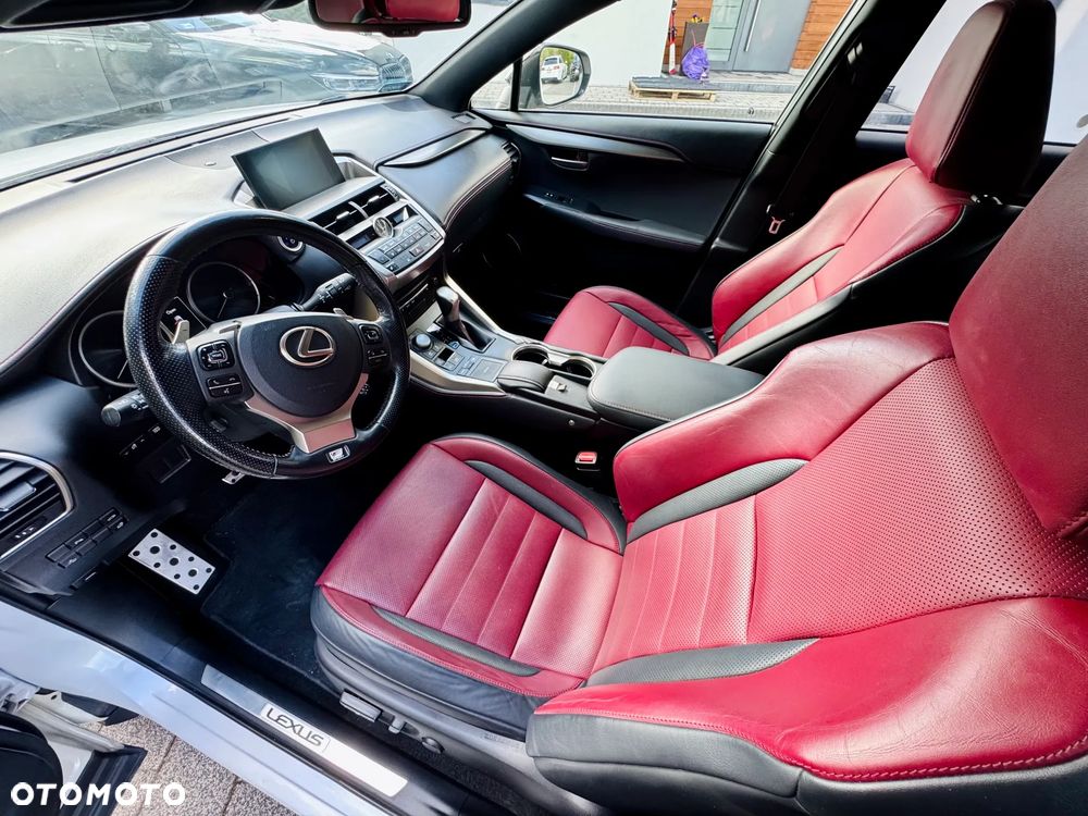 Lexus NX 300h F Sport AWD - 13