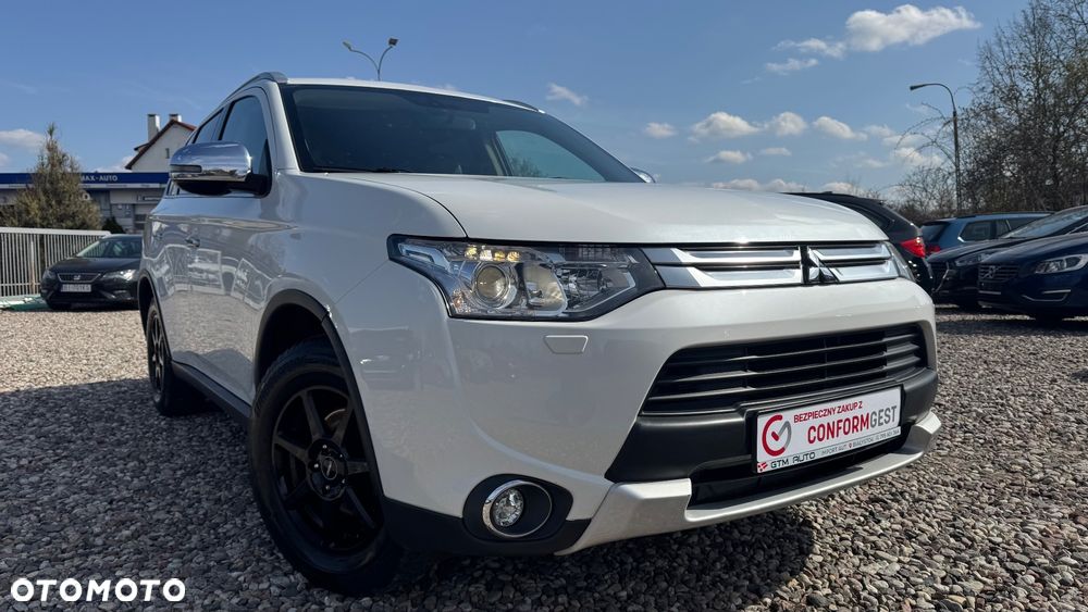 Mitsubishi Outlander 2.0 4WD Invite - 22