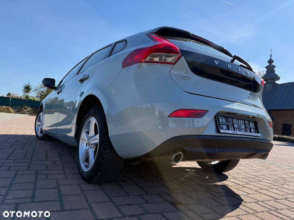 Volvo V40 2019 photo 5