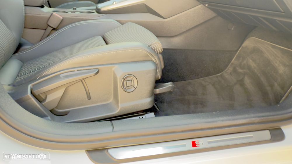 Audi A3 Sportback 40 TFSIe S line - 41