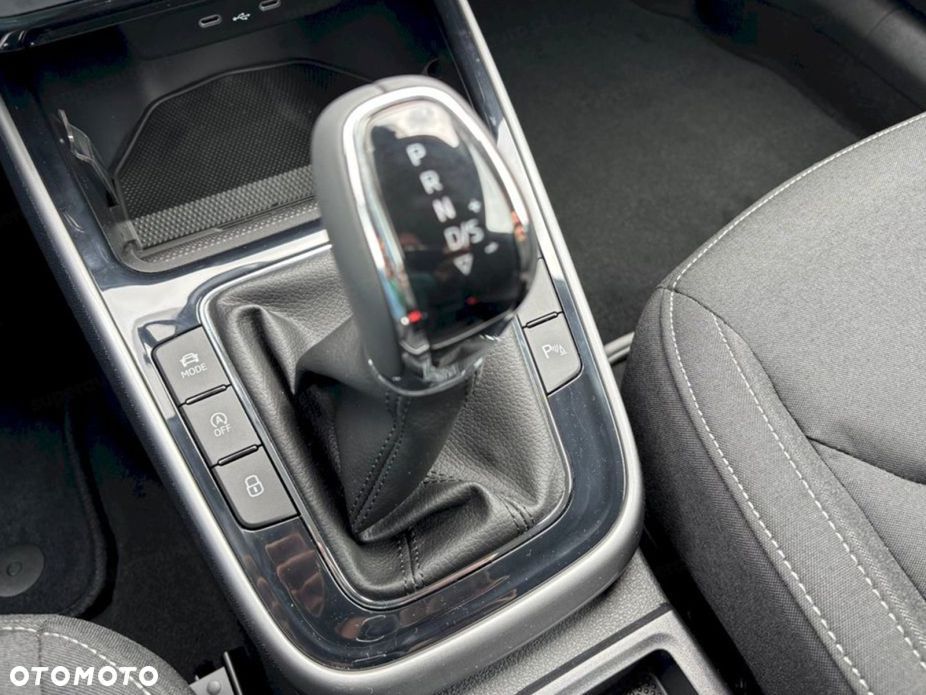 Skoda Fabia 1.0 TSI Drive DSG - 9