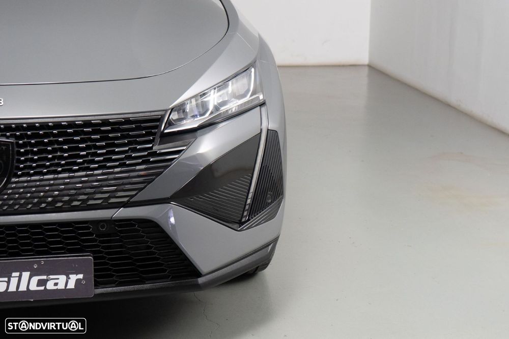 Peugeot 408 1.6 Hybrid Allure Pack e-EAT8 - 17