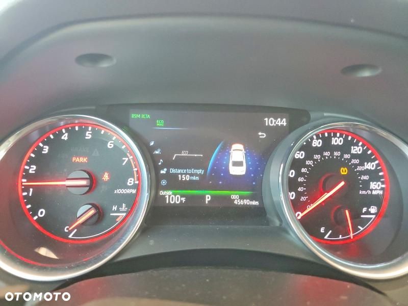Toyota Camry - 9
